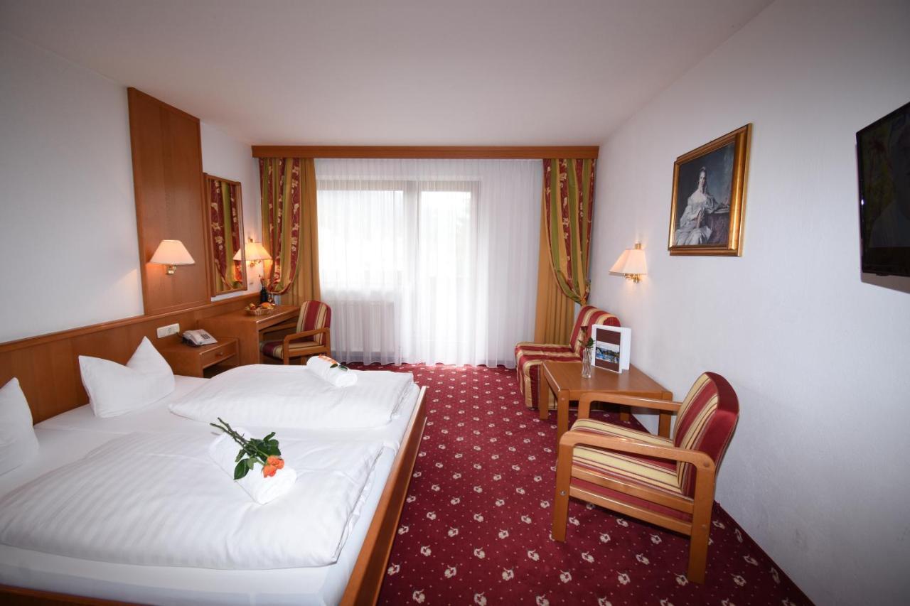 Hotel Goldenes Kreuz Tannheim Esterno foto